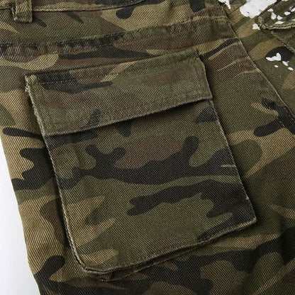 Camouflage zip-up pocket medium rise jeans