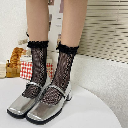 Bowknot lace hem side hollow out socks