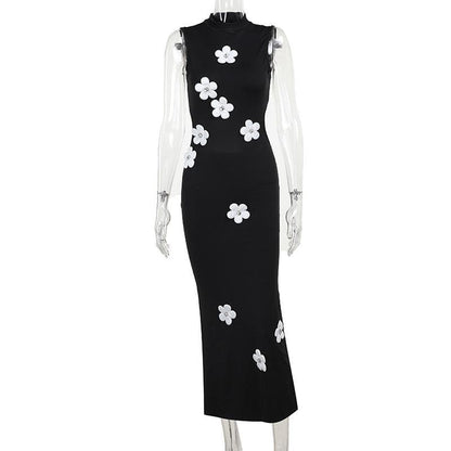 Sleeveless crewneck flower applique backless maxi dress