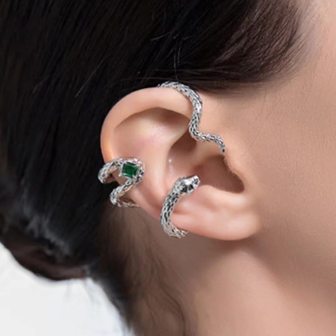 Green rhinestone snake shaped earring