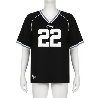 Short sleeve stitch “22” print v neck top