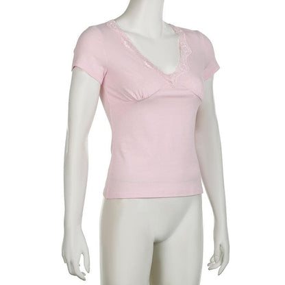 Short sleeve v neck ruched lace hem top