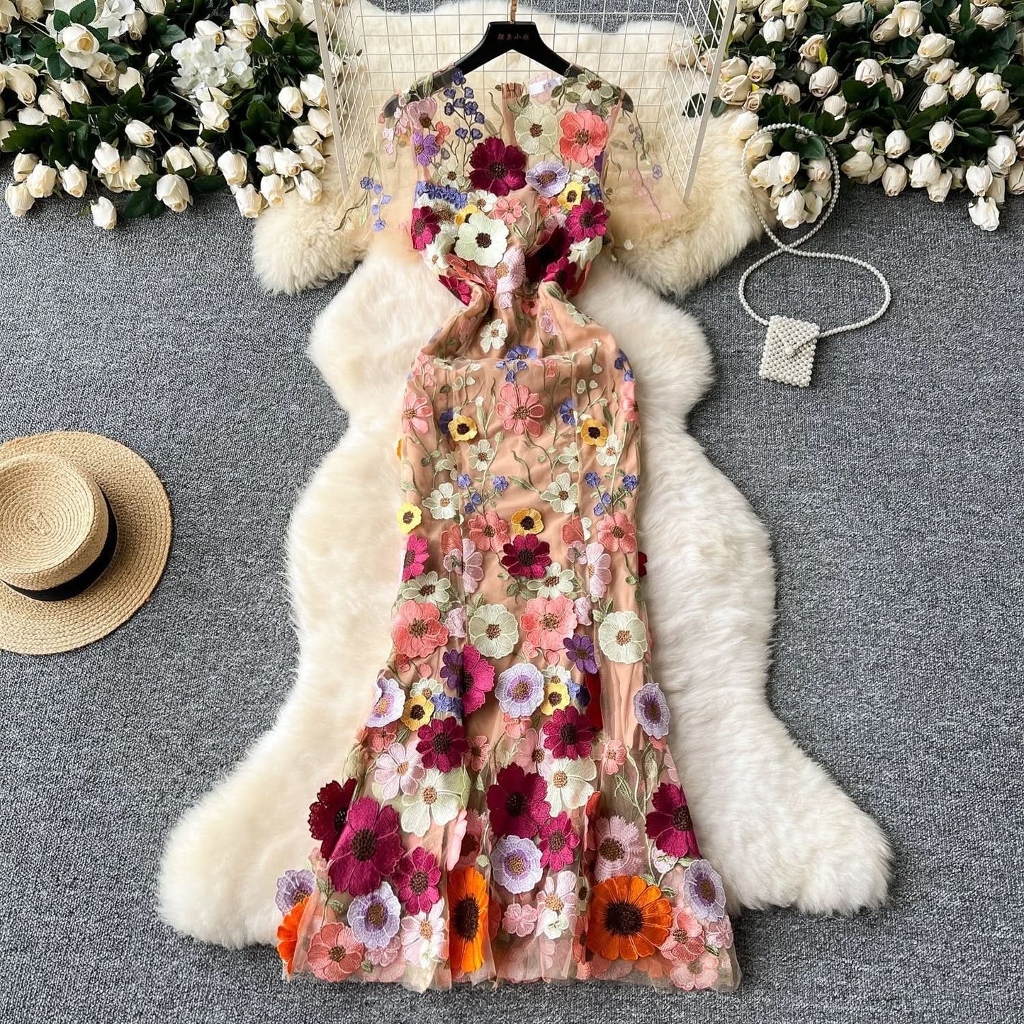 Crewneck short sleeve flower embroidery zip-up maxi dress