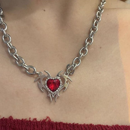 Heart decor metal chain necklace