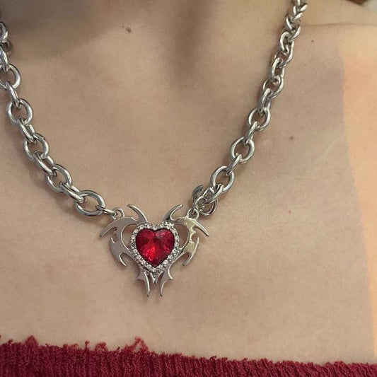 Heart decor metal chain necklace