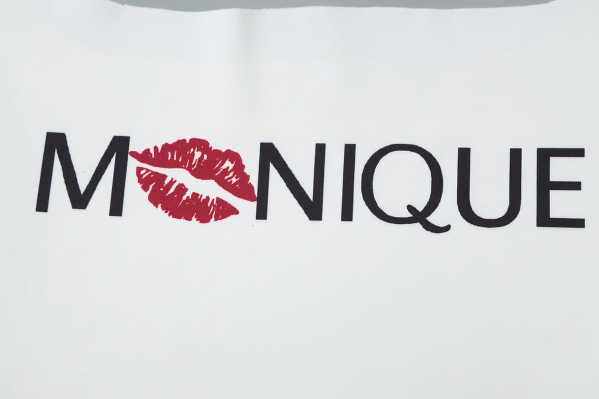 Square neck "MNIQUE" pattern backless cami top