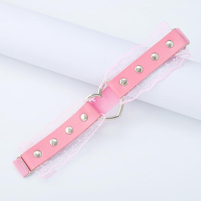 Heart decor PU leather lace hem thigh chain