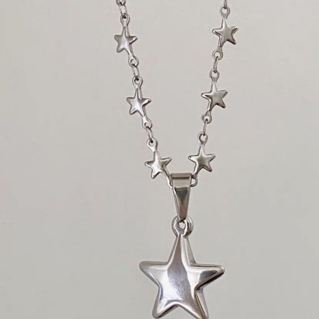 Silver star pendant metal chain necklace