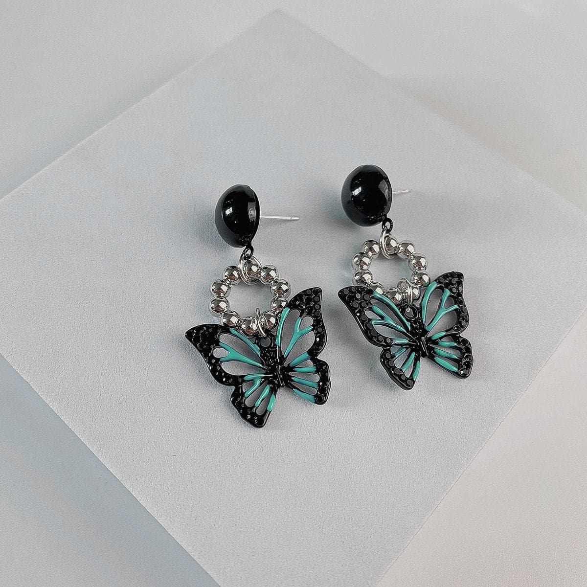 Butterfly decor faux pearl stud earrings