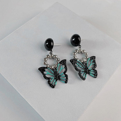 Butterfly decor faux pearl stud earrings