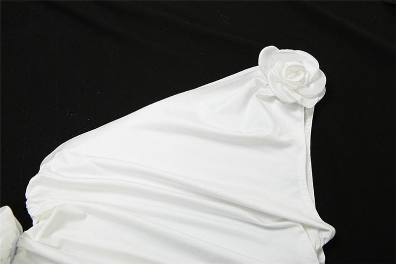 Flower applique one shoulder solid backless ruched irregular crop top