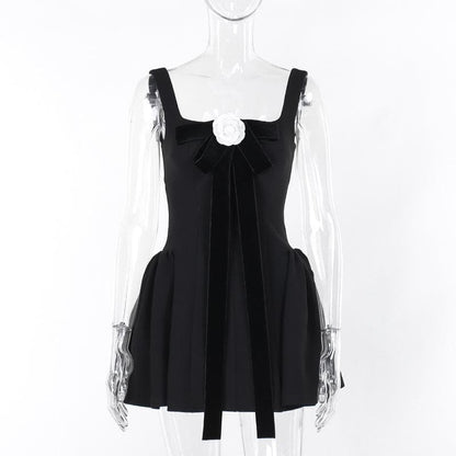 Bowknot flower applique square neck cami mini dress