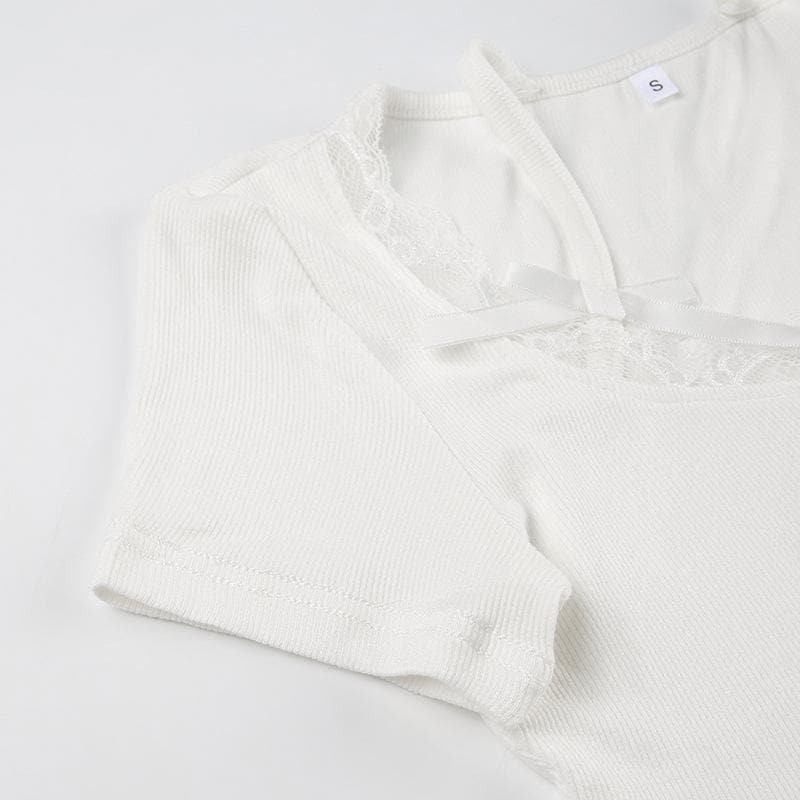 Short sleeve lace hem ribbed bowknot button crop top