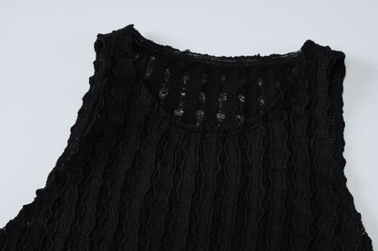 Sleeveless crewneck textured tank top