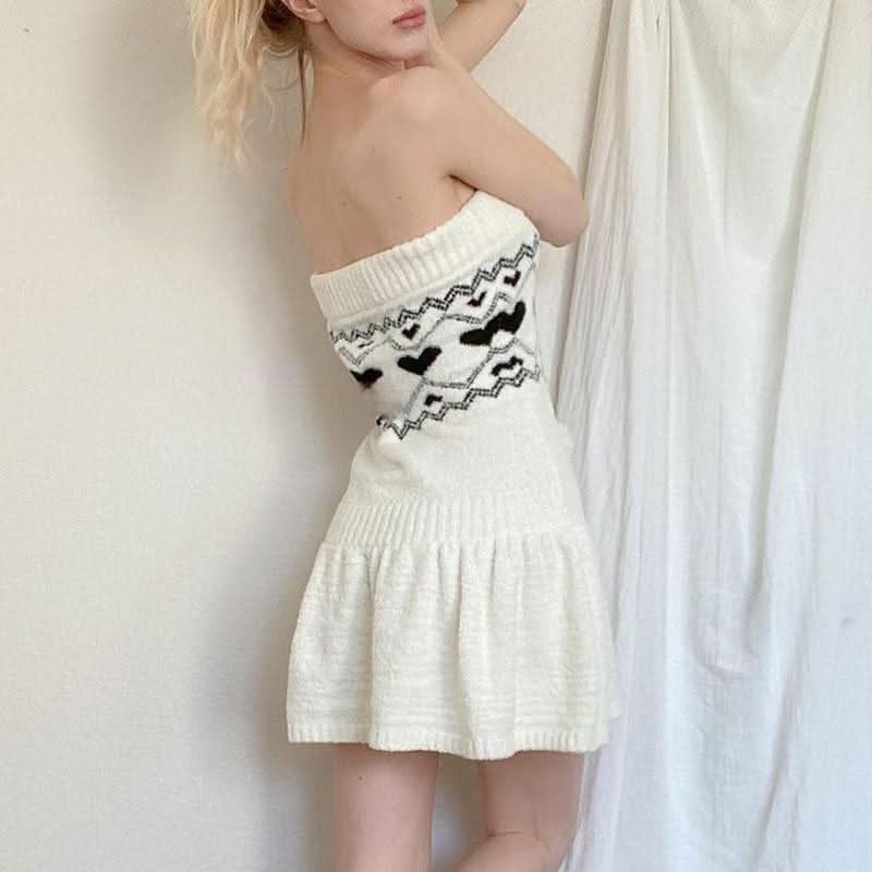 Sweetheart pattern sweater tube mini dress