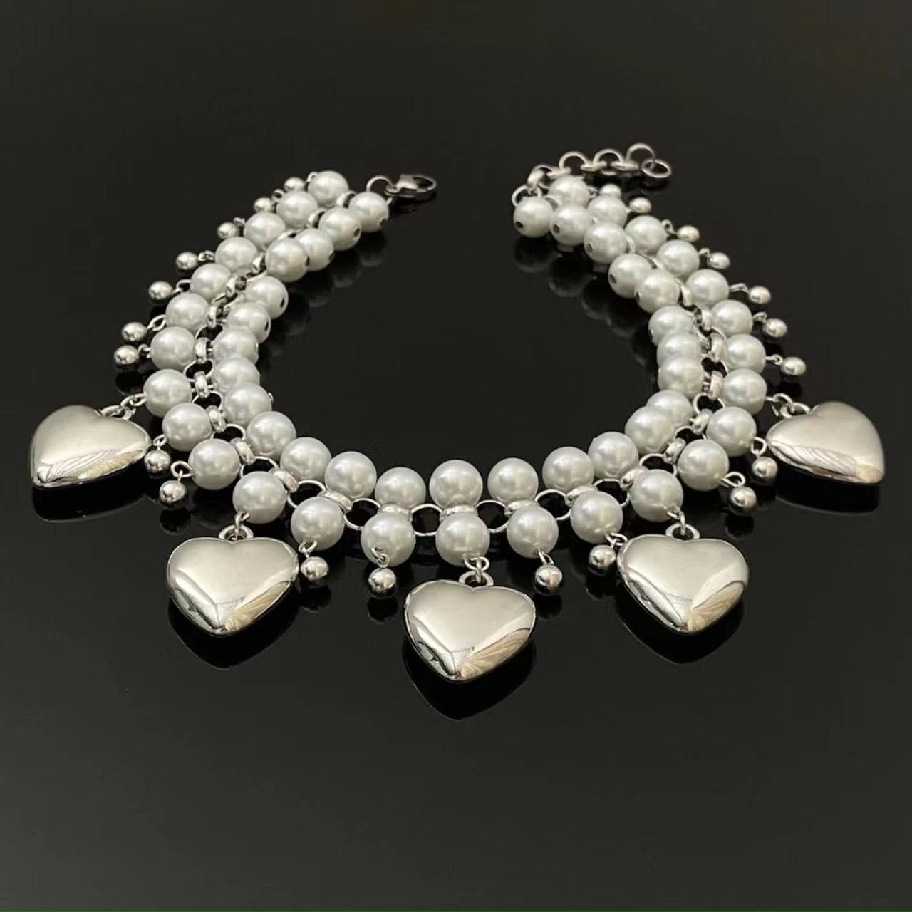 Heart pendant layered faux pearl choker necklace