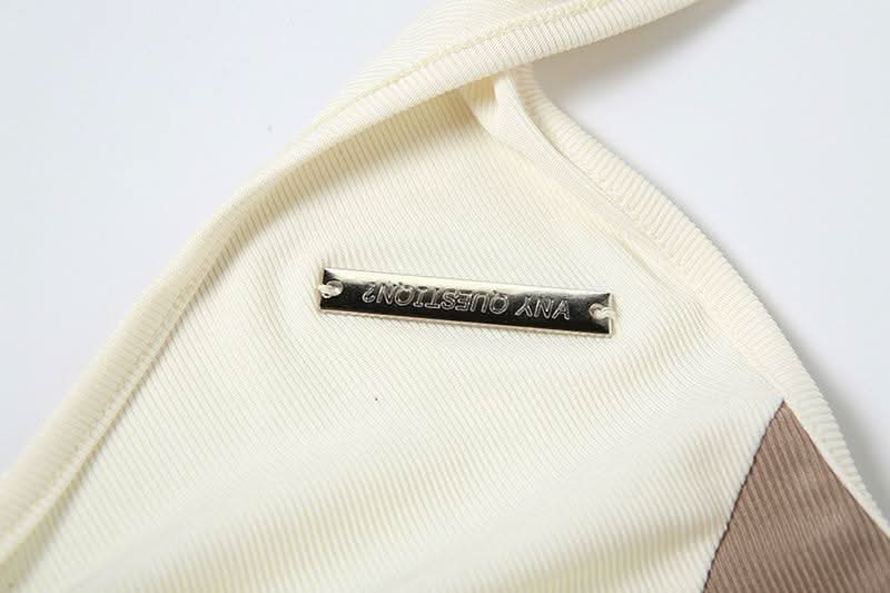 Hoodie v neck ruched drawstring metal tag top