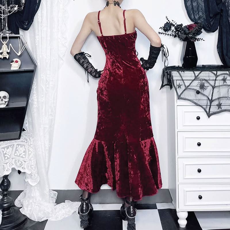 Sweetheart neck velvet flower applique slit cami maxi dress