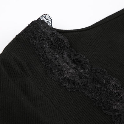 Short sleeve v neck ruffle lace hem ribbed top