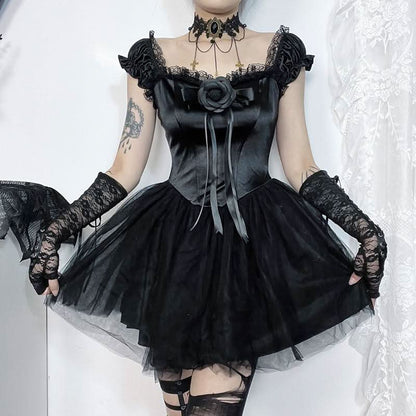 Off shoulder mesh flower applique mini dress