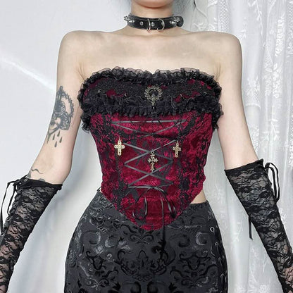 Lace hem cross pendant ruffle tube top