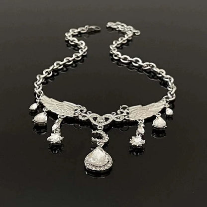 Rhinestone pendant wing decor necklace