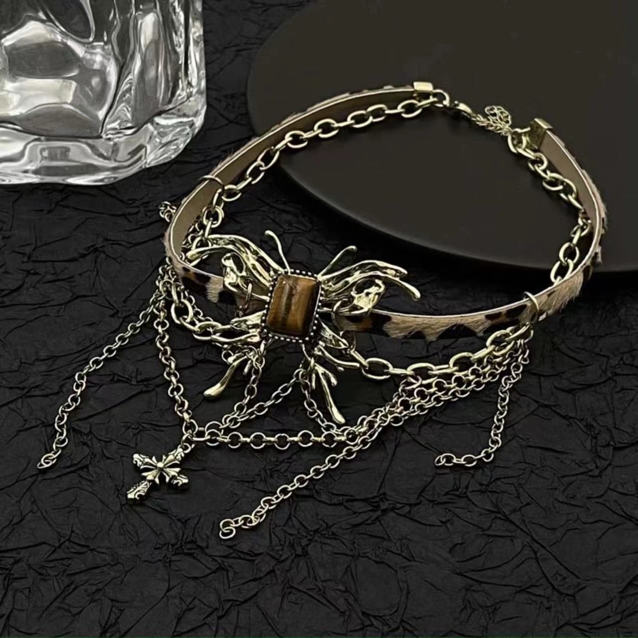 Butterfly pattern leopard print choker necklace