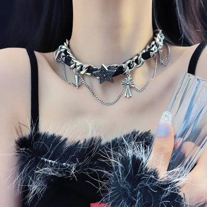 Star decor metal chain layered choker necklace