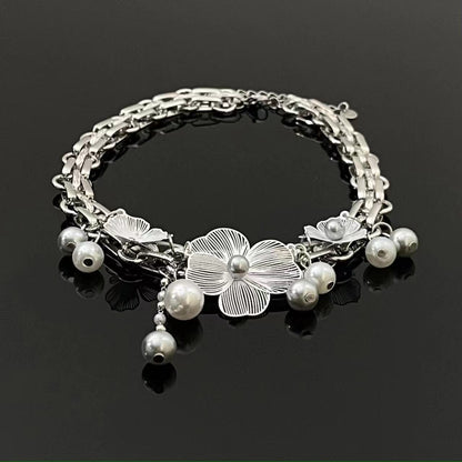 Flower decor faux pearl choker necklace
