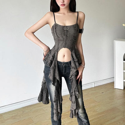 U neck textured metal applique crop top