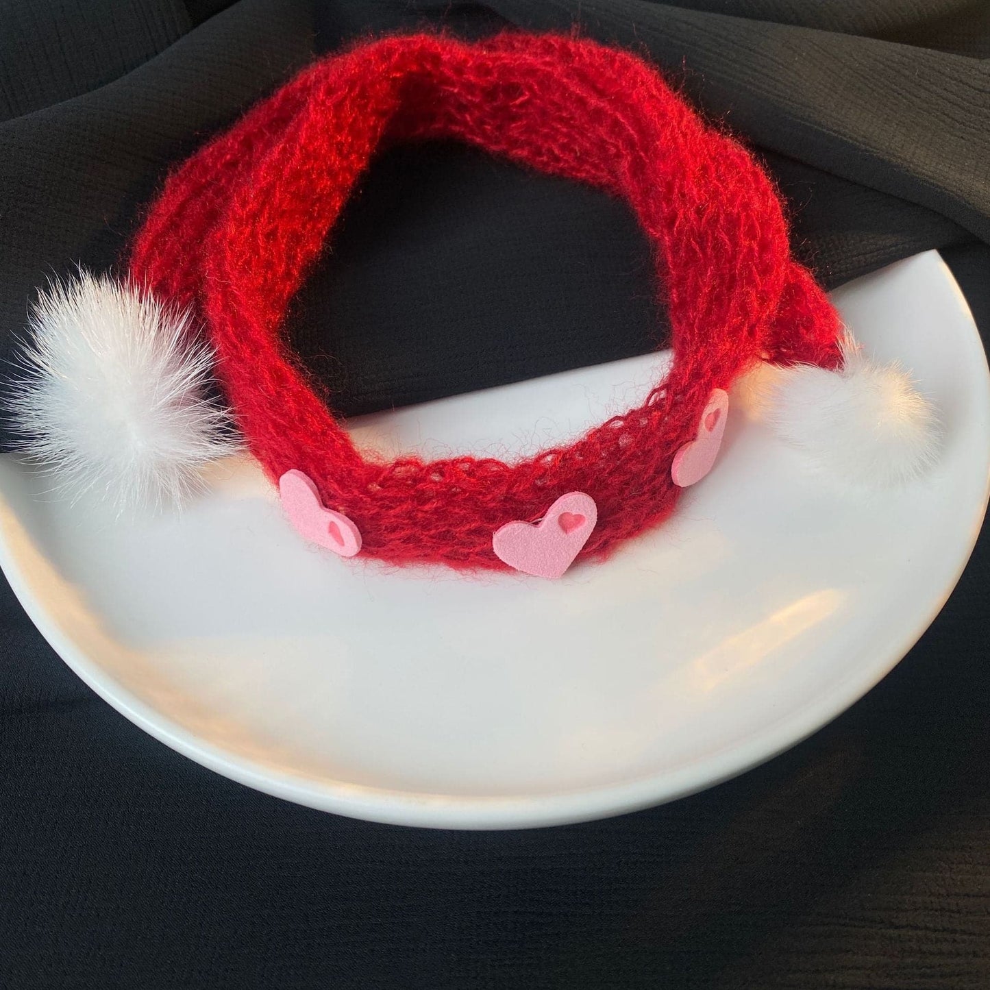 Fluffy knitted heart decor necklace