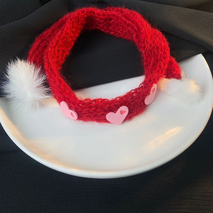 Fluffy knitted heart decor necklace