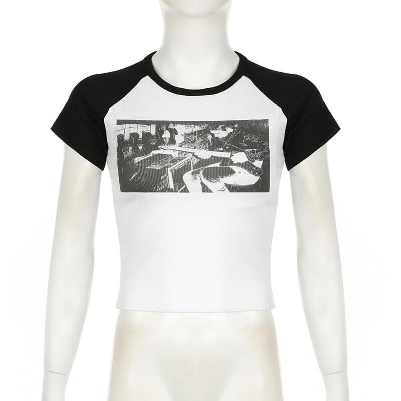 Short sleeve crewneck ribbed print top