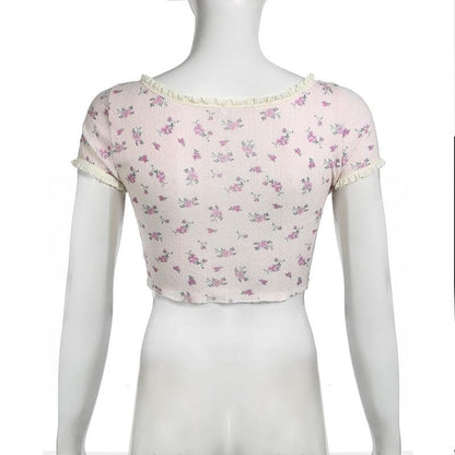 Short sleeve lace hem flower applique print textured crop top