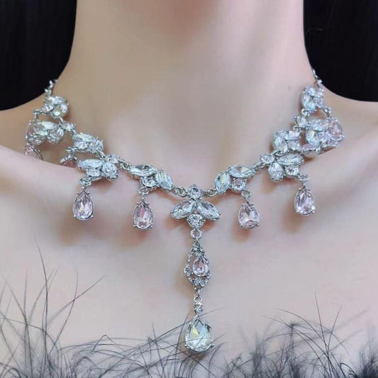 Pink rhinestone pendant choker necklace