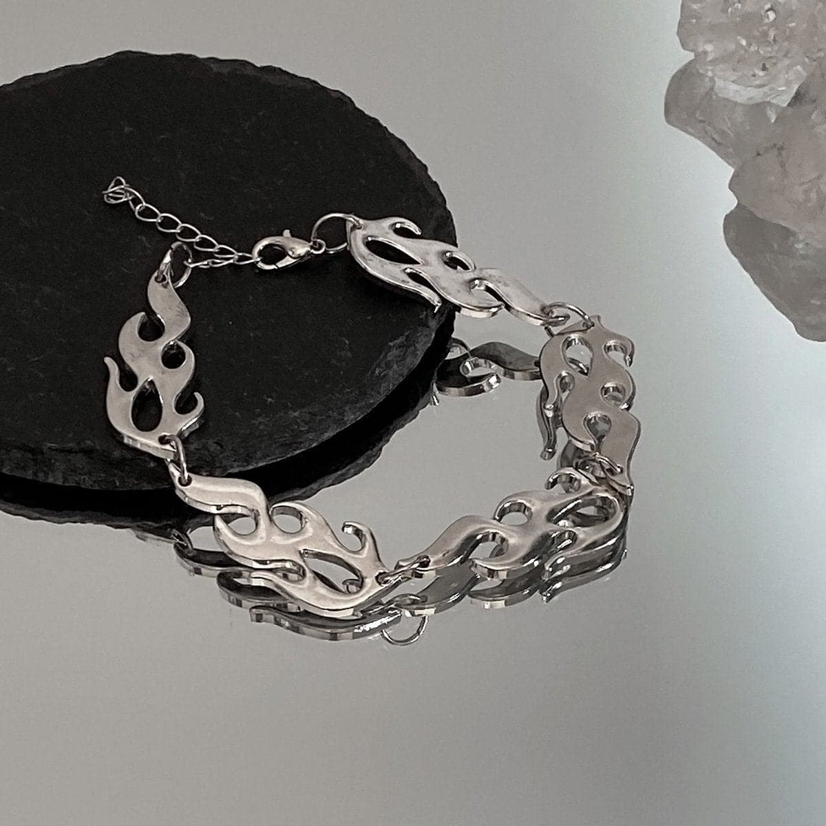 Flame decor metal chain bracelet