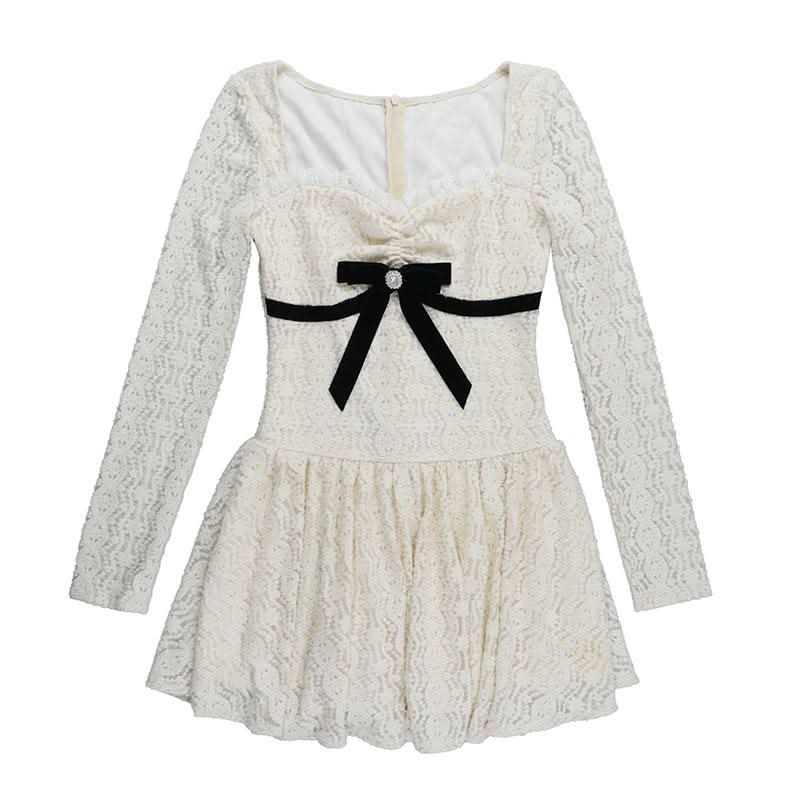 Long sleeve sweetheart neck bowknot lace mini dress