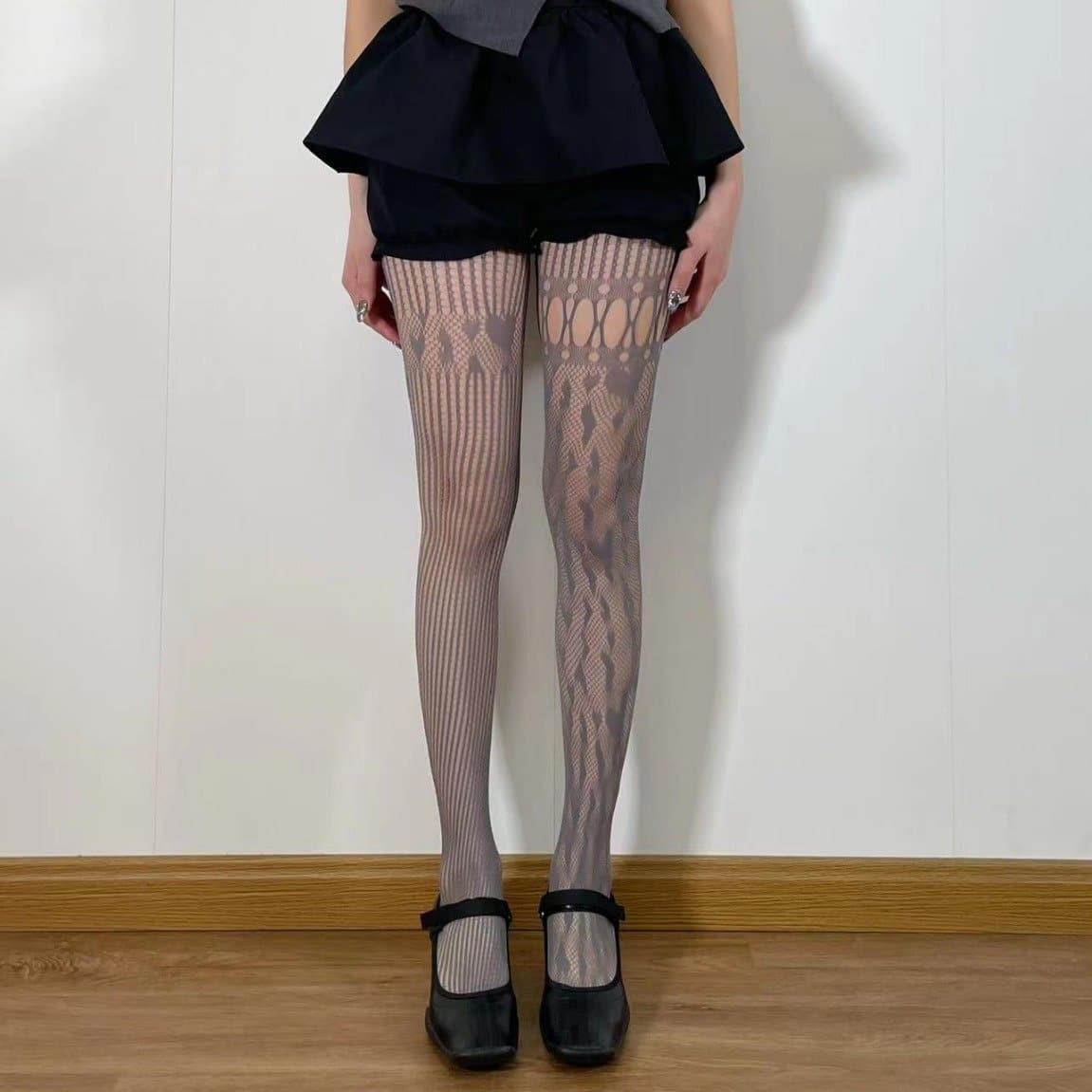 Heart pattern hollow out fishnet asymmetrical tights