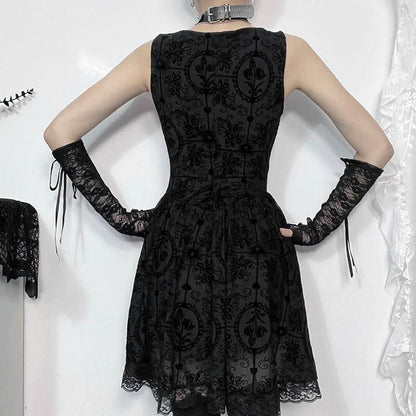 Lace hem ruched square neck print mini dress