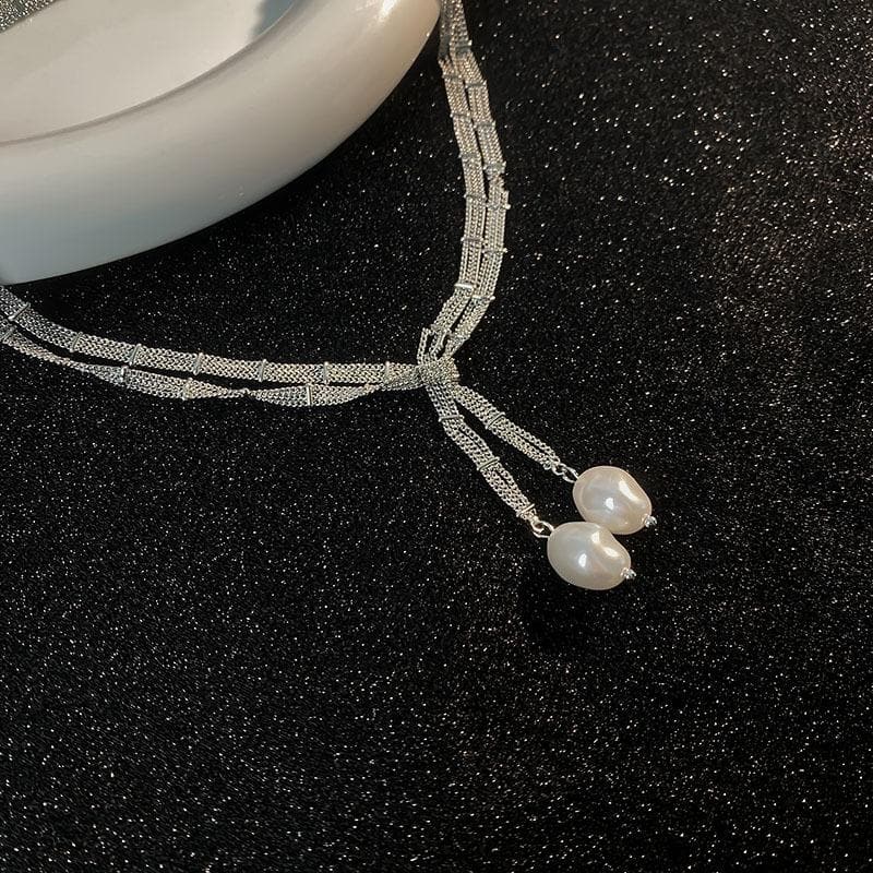 Layered faux pearl pendant choker necklace