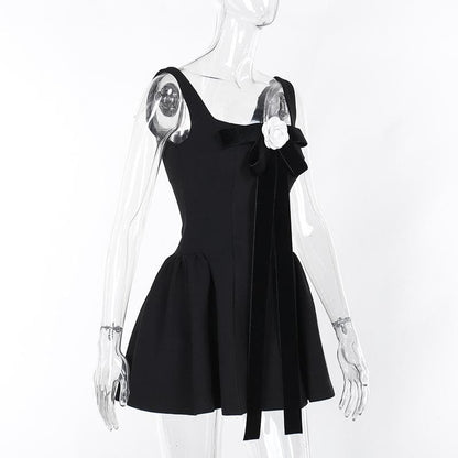 Bowknot flower applique square neck cami mini dress