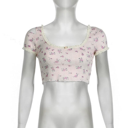 Short sleeve lace hem flower applique print textured crop top