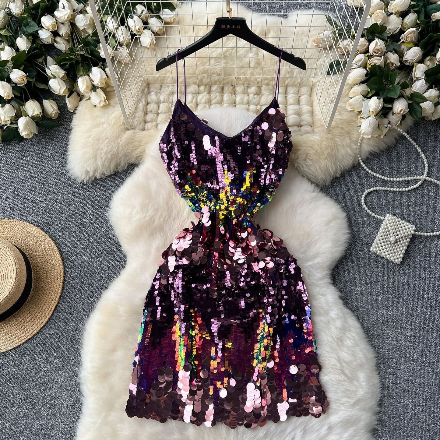 Glitter v neck spaghetti strap zip-up backless mini dress