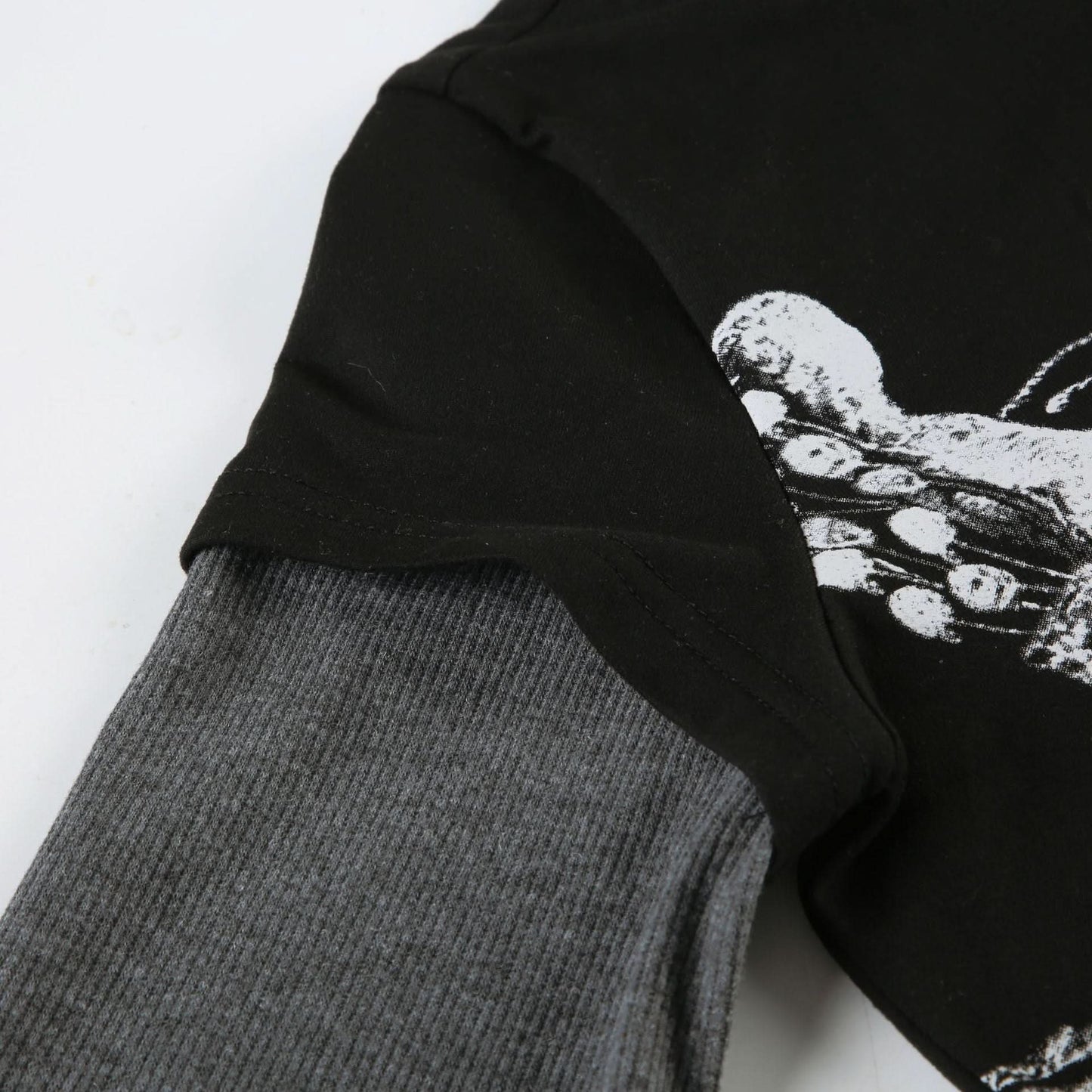 Long sleeve crewneck abstract print patchwork top
