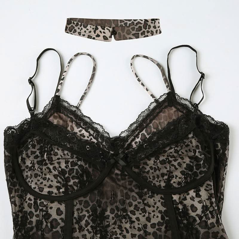 Lace hem v neck leopard print backless cami top