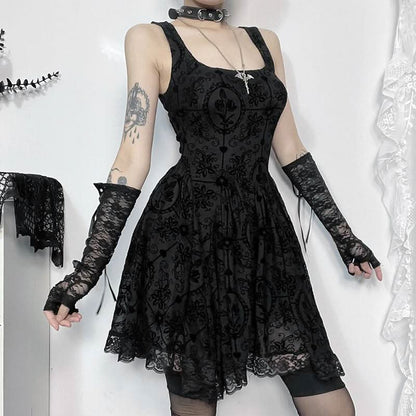 Lace hem ruched square neck print mini dress