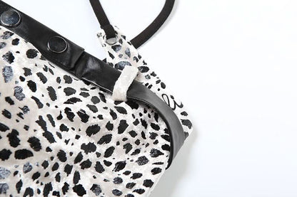 Cross front print button cami top