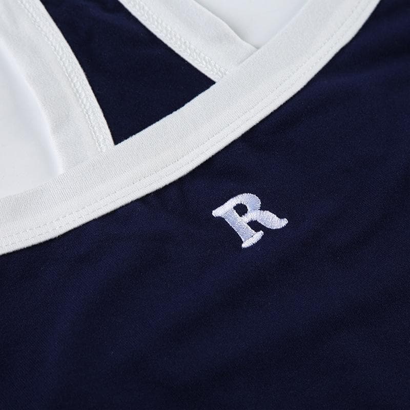 U neck "R" embroidery cami top