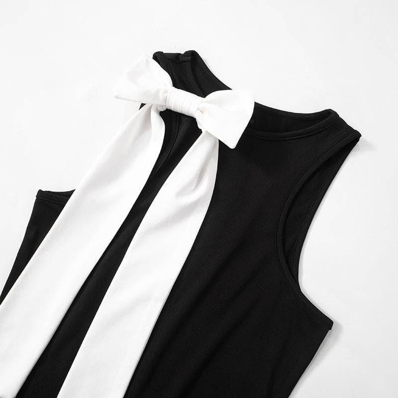 Crew neck bowknot applique tank top