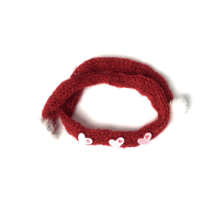 Fluffy knitted heart decor necklace